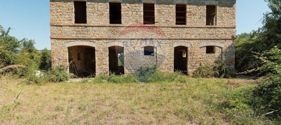 Villa de 5 divisões em Maiolati Spontini, Italy N.º 2971 16