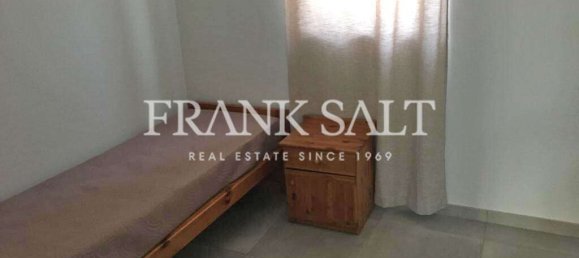 2 bedrooms Penthouse in Marsaskala, Malta No. 9737 10