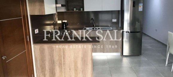 2 bedrooms Penthouse in Marsaskala, Malta No. 9737 2