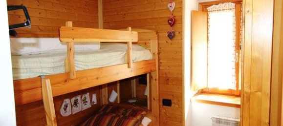 3 rooms Apartment in Antey Saint Andre, Italy No. 142387 9