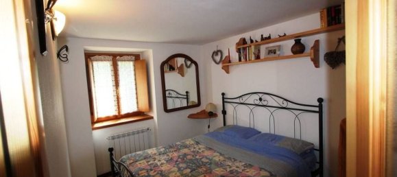 3 rooms Apartment in Antey Saint Andre, Italy No. 142387 8