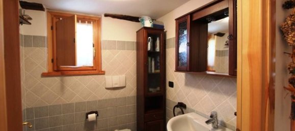 3 rooms Apartment in Antey Saint Andre, Italy No. 142387 10
