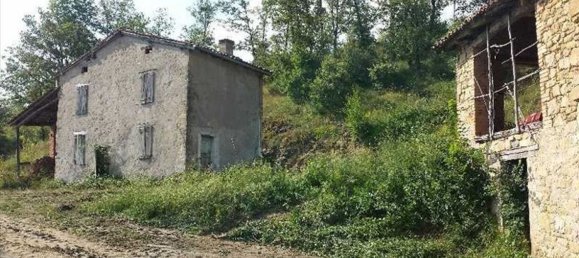 4 rooms House in Castel d'Aiano, Italy No. 74103 2