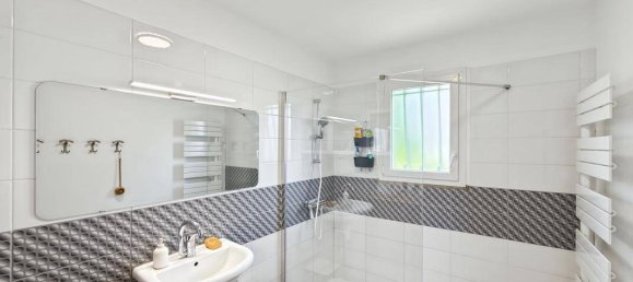 4 bedrooms Villa in Saint-Jean-le-Blanc, France No. 291063 11