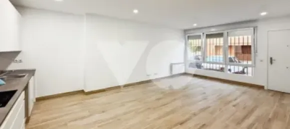 2 bedrooms Apartment in Madrid, Spain No. 137258 3