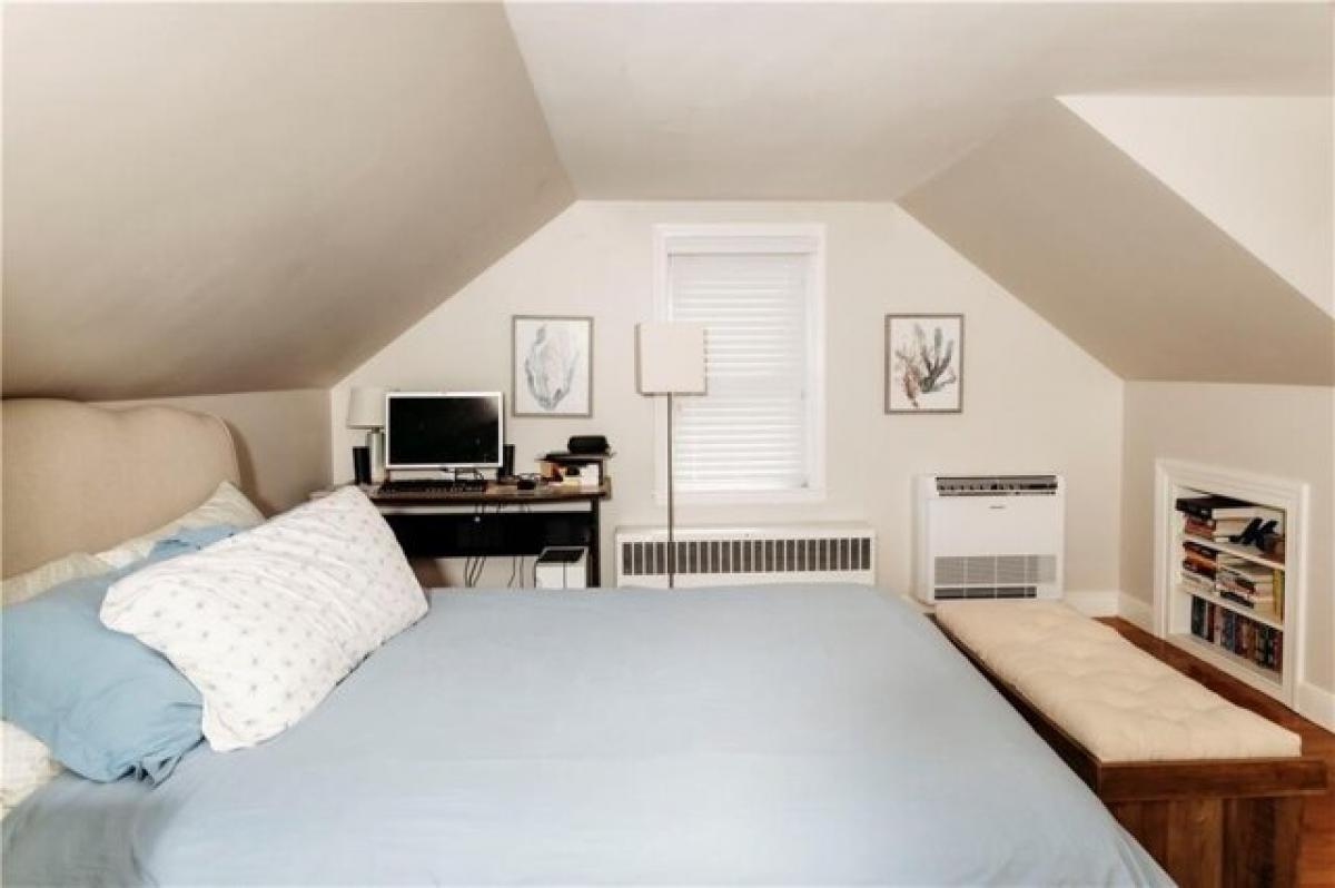 3 bedrooms House in Bristol, USA No. 398876