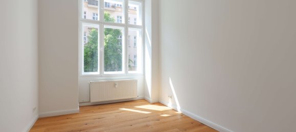 220m² Building in Friedrichshain, Germany No. 24312 13