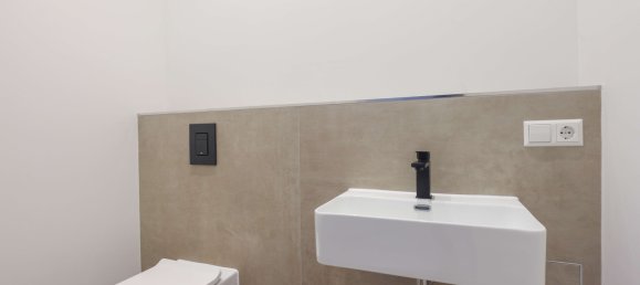 220m² Building in Friedrichshain, Germany No. 24312 17