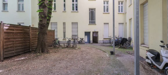 220m² Building in Friedrichshain, Germany No. 24312 22