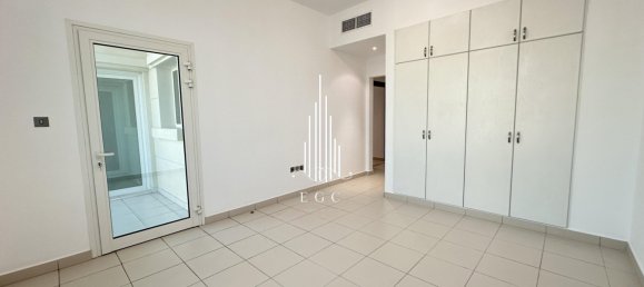 Villa T6 em Khalifa City, UAE N.º 26159 6