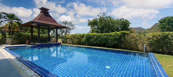 2 bedrooms Cafe / restaurant in Hua Hin, Thailand No. 6217 8