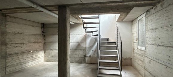 1-Zimmer Gewerbliche Immobilie in Azzano Mella, Italy, Nr. 136766 11