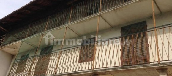 6 bedrooms Villa in Suno, Italy No. 207893 3