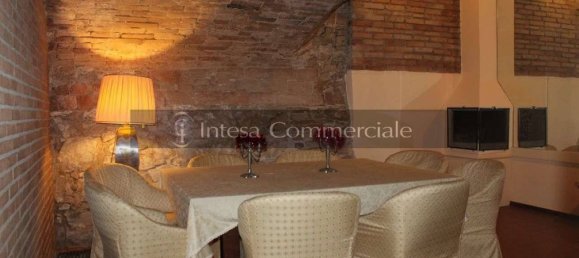 6 bedrooms House in Brescia, Italy No. 87724 3