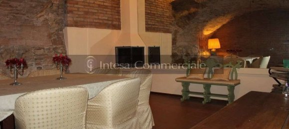 6 bedrooms House in Brescia, Italy No. 87724 5
