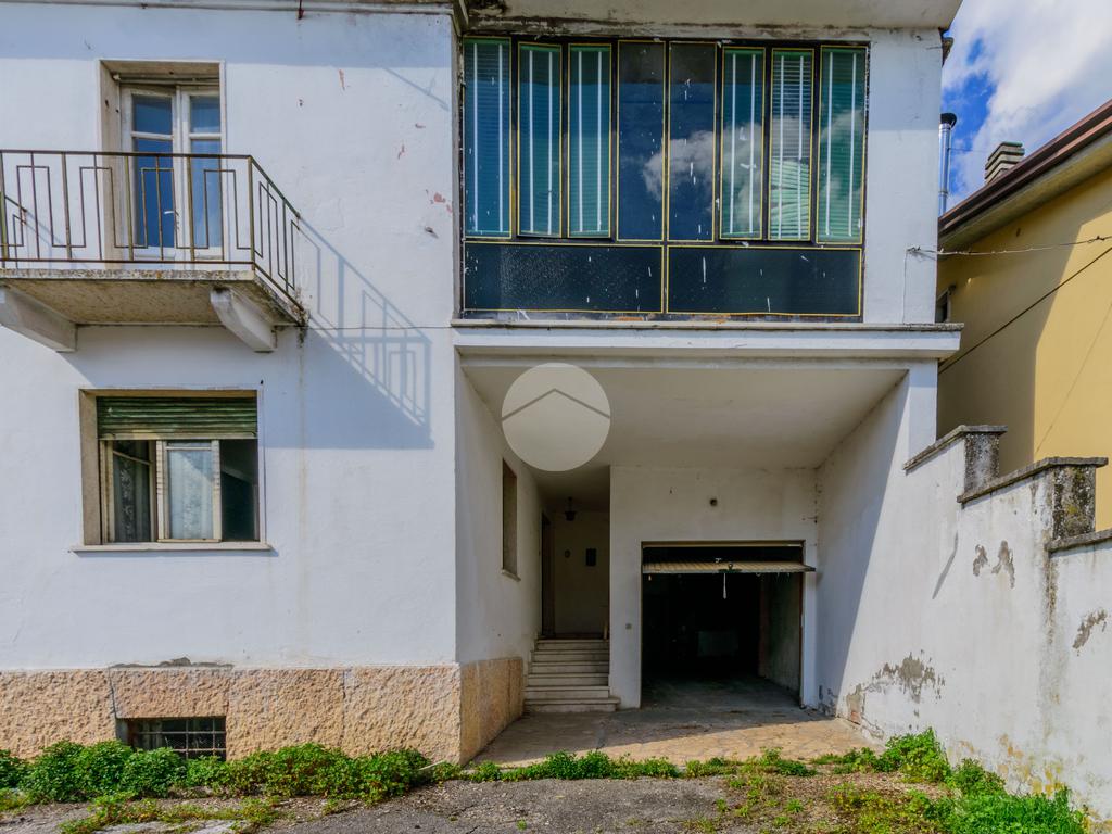 Villa T2 em Negrar, Italy N.º 293750