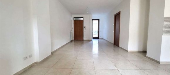 4 rooms Apartment in Sant'Elpidio a Mare, Italy No. 153812 8