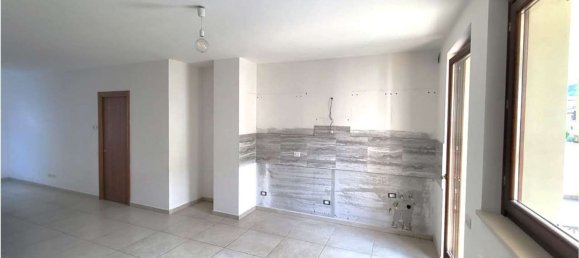 4 rooms Apartment in Sant'Elpidio a Mare, Italy No. 153812 10