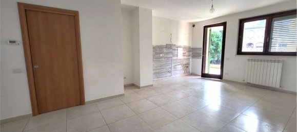 4 rooms Apartment in Sant'Elpidio a Mare, Italy No. 153812 11