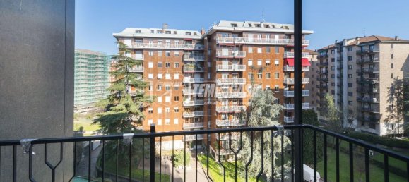 4 rooms Apartment in Milan, Italy No. 242364 5