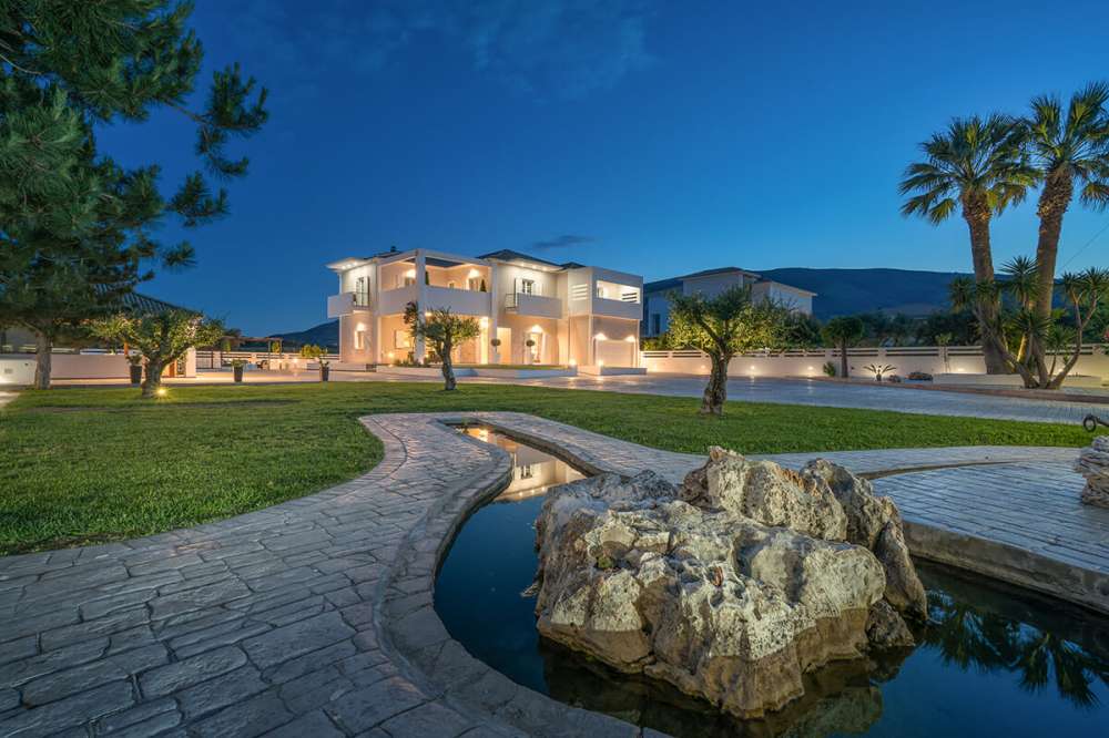 5 bedrooms Property in Zakynthos, Greece No. 658