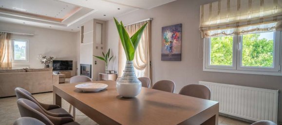 5 bedrooms Property in Zakynthos, Greece No. 658 6