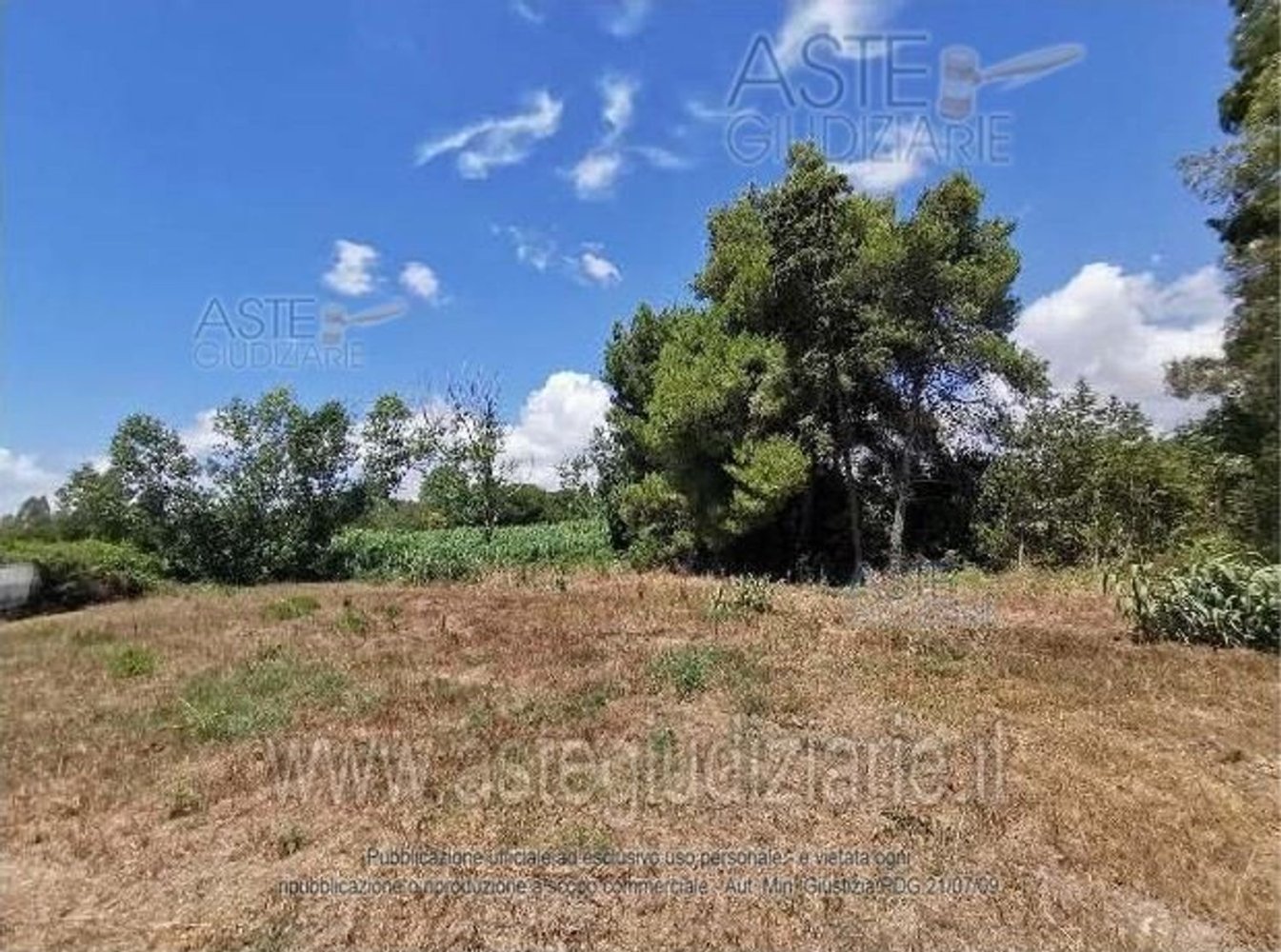 Квартира с 5 комнатами в Латина, Италия № 290120