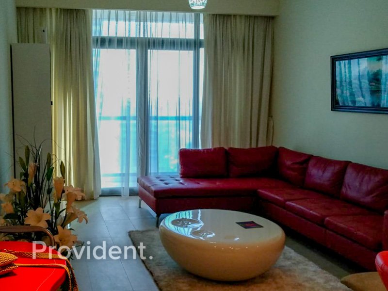 Apartamento de 1 dormitorio en Jumeirah Lake Towers, UAE No. 4057
