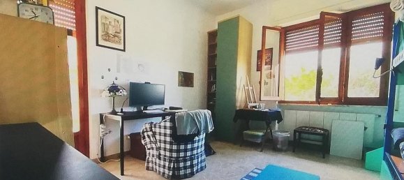6-salle Appartement à Massa, Italy No. 43484 16