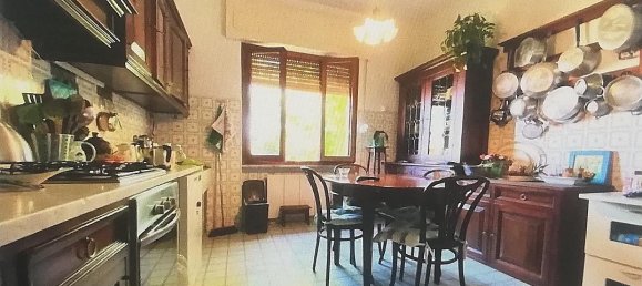 6-salle Appartement à Massa, Italy No. 43484 17