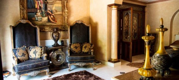 7 bedrooms Villa in Marbella, Spain No. 23392 6