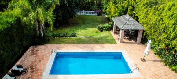 7 bedrooms Villa in Marbella, Spain No. 23392 23