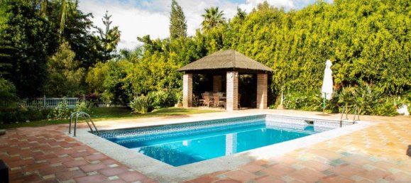 7 bedrooms Villa in Marbella, Spain No. 23392 2