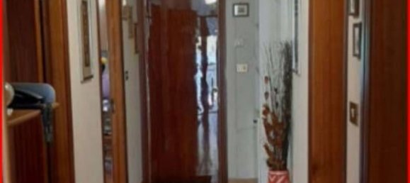 3 rooms Apartment in Porto Sant'Elpidio, Italy No. 306642 4