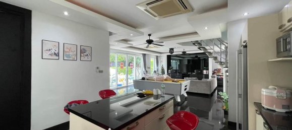 3 Schlafzimmer Villa in Pattaya, Thailand, Nr. 62472 4