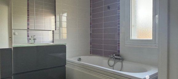 6 rooms House in Beaugency, France No. 56318 7