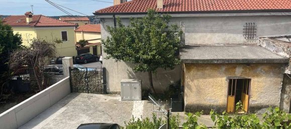 Casa T3 em Trieste, Italy N.º 327225 2