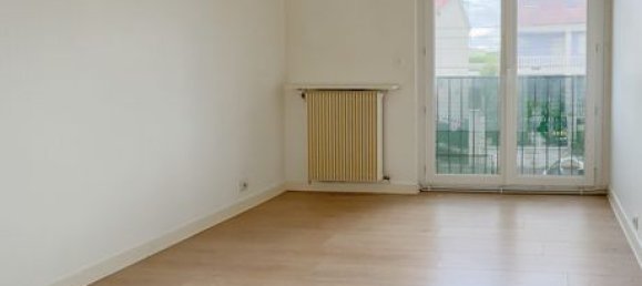 2 Schlafzimmer Wohnung in Montreuil, France, Nr. 360060 5