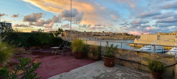 Квартира с 2 спальнями в Сенглеа, Мальта № 8866 2