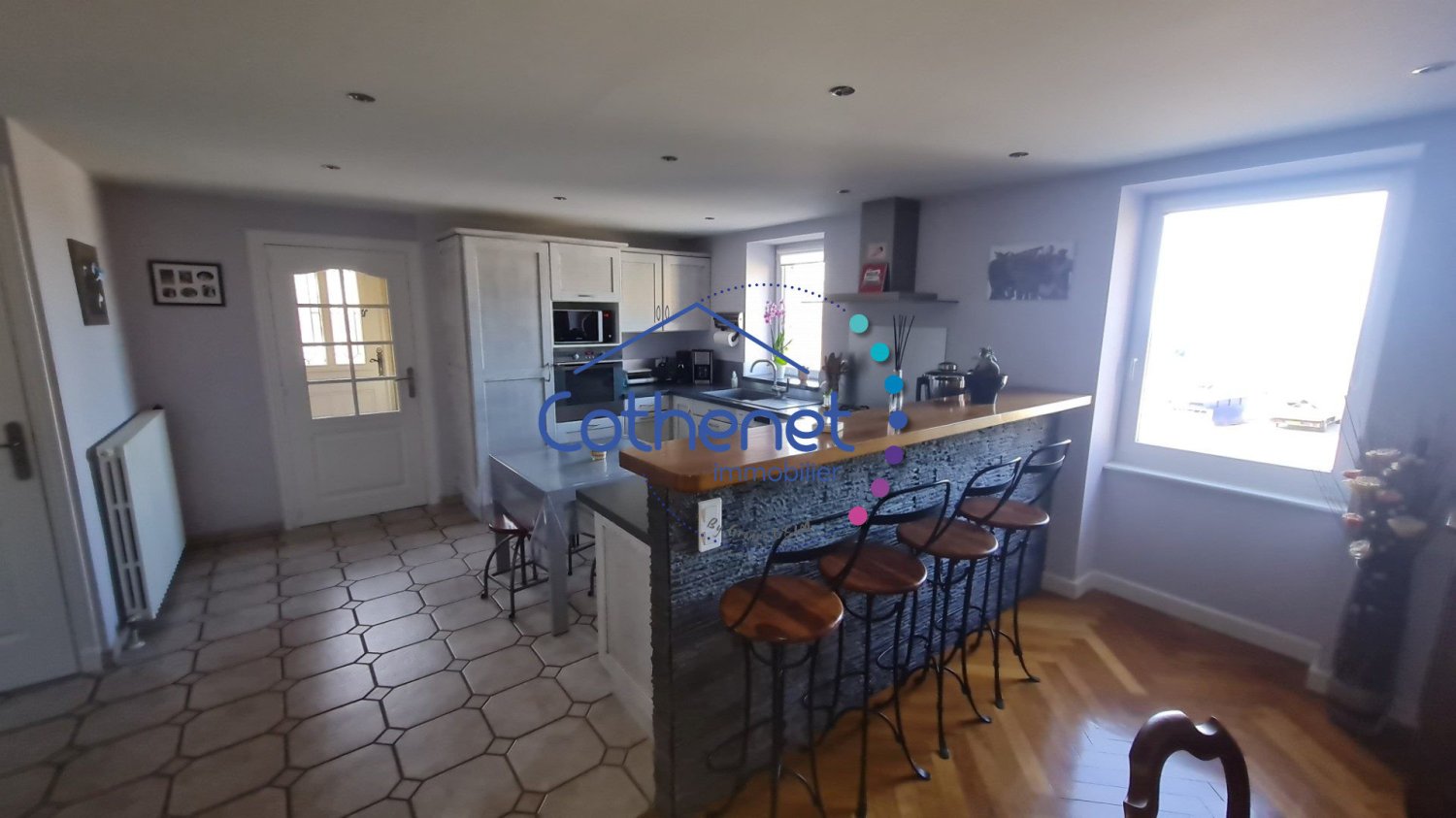 Casa de 4 dormitorios en Le Cergne, France No. 199225