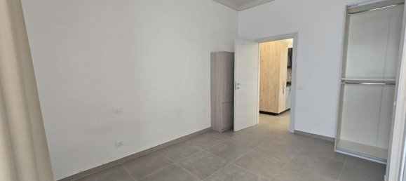 1 bedroom Apartment in Cascina, Italy No. 371984 5