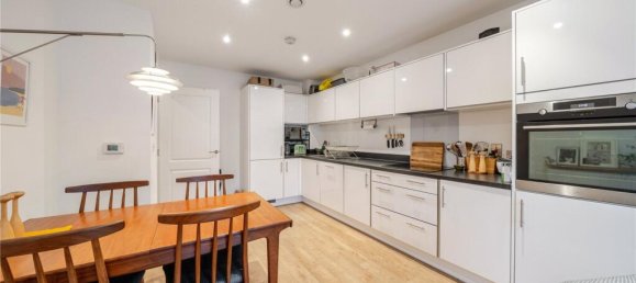 1 bedroom Apartment in London, United Kingdom No. 7638 26