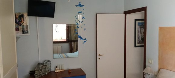 3 rooms Apartment in Bientina, Italy No. 259853 5