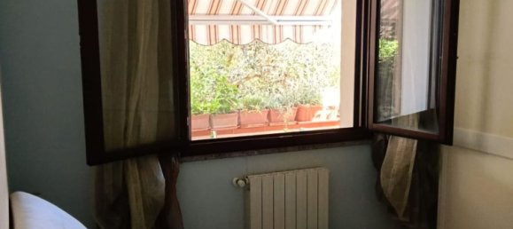 3 rooms Apartment in Bientina, Italy No. 259853 9