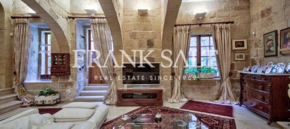 4 غرف نوم منزل في Birkirkara, Malta رقم 9493 2