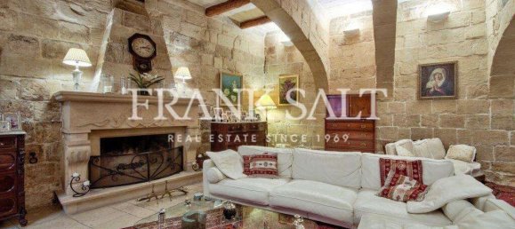 4 غرف نوم منزل في Birkirkara, Malta رقم 9493 3