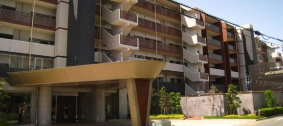 3 bedrooms Apartment in Shizuoka, Japan No. 2385 2