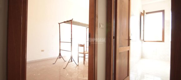 4-salle Appartement à Ittiri, Italy No. 141279 8