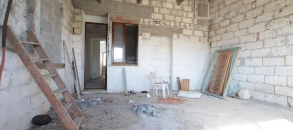 4-salle Appartement à Ittiri, Italy No. 141279 11