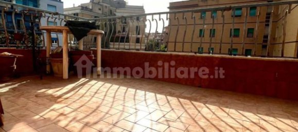 Квартира с 2 спальнями в Рим, Италия № 328304 4